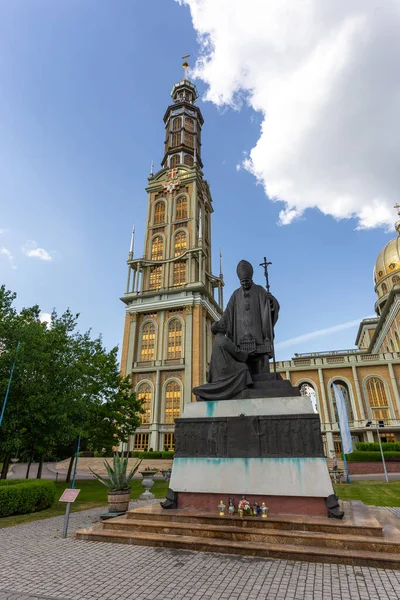 Lichen Stary, Büyük Polonya - 25 Mayıs 2016: Polonya Kraliçesi Kederli Leydimizin Sığınağı.