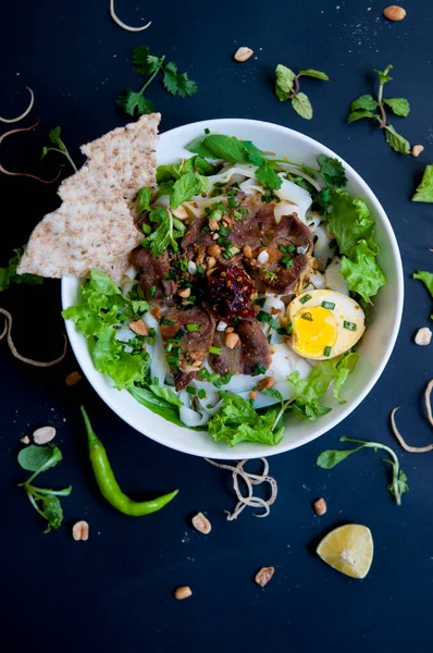 Fideos Vietnamitas Quang Cocina Tradicional Vietnamita — Foto de Stock