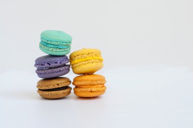 renkli macarons