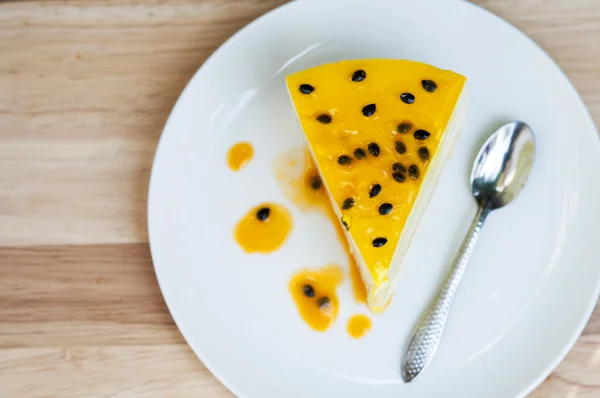 Pastel de queso de fruta de la pasión Imagen De Stock