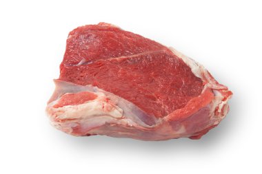 Beyaz zemin üzerine gölge izole taze çiğ Dana eti