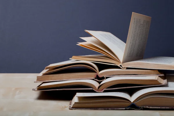 Old books. Selective focus. Shallow depth of field — Stock Photo, Image