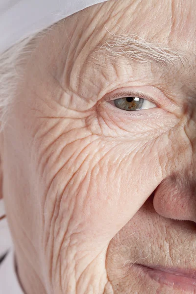 Ritratto di dottoressa anziana — Foto Stock