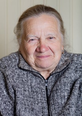 Yaşlı bir kadının portresi