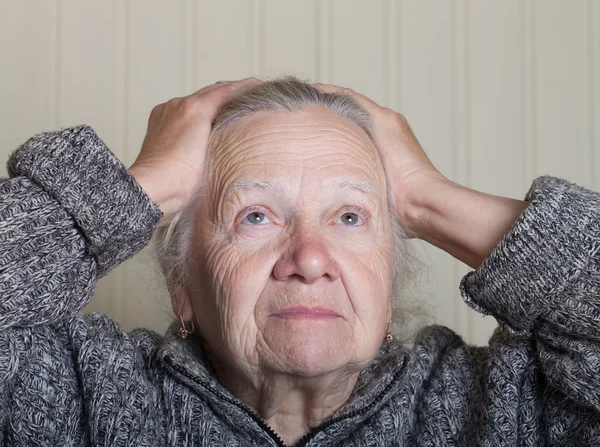 一个老年妇女的画像 — 图库照片
