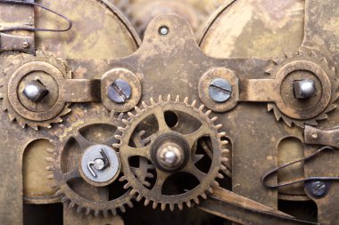 Eski saat toz ve yağlama yağı ile kirli. Seçici foc