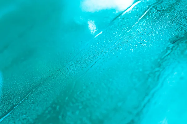 Bir renk arka plan üzerinde Su damlacıkları. Sığ derinlik-in tarla. Se — Stok fotoğraf
