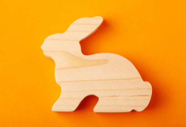 Figurine Hare Rabbit Carved Solid Pine Hand Jigsaw Yellow Background — Stock Photo, Image