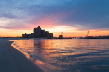 Sahilde dawn. far rockaway. Long Island. New york. 