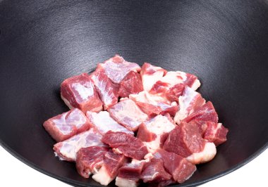 bir kazan içinde hazırlanmış et