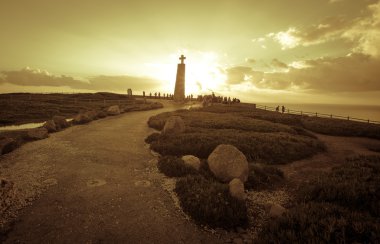 Cabo da çapraz Anıtı yakınındaki gün batımını izlemek turist