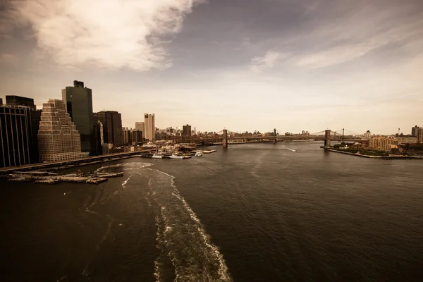 Nueva York. Impresionante vista en helicóptero del bajo Manhattan — Foto de Stock