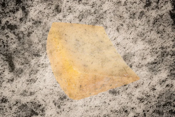三角片上花岗岩高建群孤立的香草奶酪 — 图库照片
