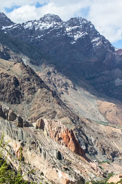 Foothills of the Pamirs in Tajikistan — Stock Photo, Image