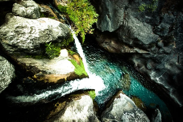 Sapadere Canyon e cachoeira. Alanya, Turquia. tingido — Fotografia de Stock