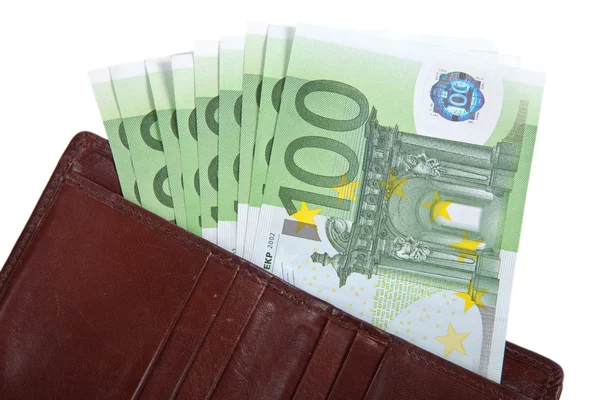 Гроші в гаманці. Кілька рахунків у 100 євро. Ізольовано на w — стокове фото