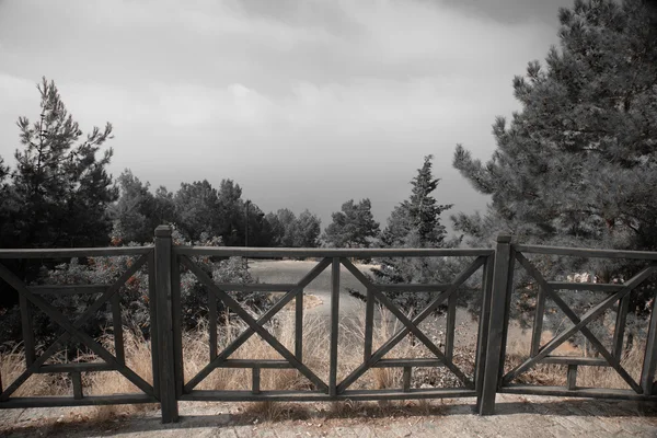 Decorative fence with rise in Alanya Castle. tinted — Stock Photo, Image