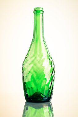 yansıma boş oyma cam şişe