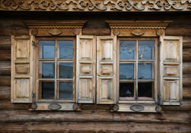 Panjurlar, eski ahşap h duvara desenli ile Windows