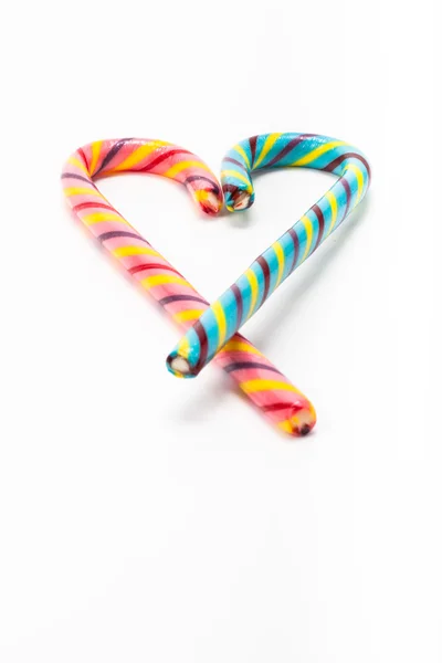 Candy canes op een witte achtergrond. Ondiepe scherptediepte — Stockfoto