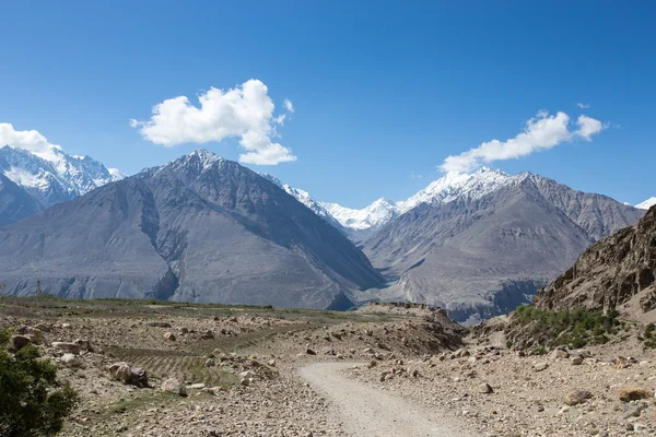 Paisaje montañoso en las montañas Fan. Pamir. Tayikistán — Foto de Stock