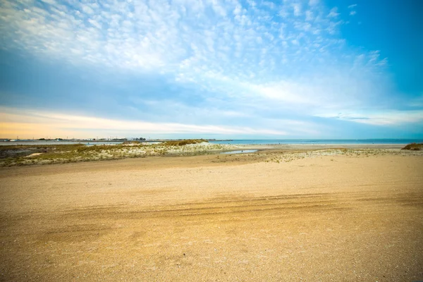 The place where heaven and earth converge. Toned — Stock Photo, Image