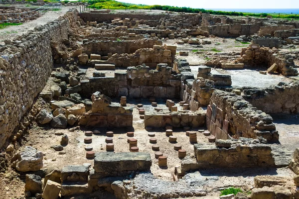 Ruínas antigas no Parque Arqueológico de Paphos, Chipre. Tom. — Fotografia de Stock