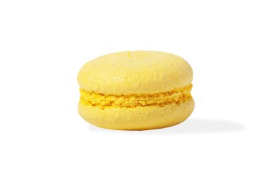 Makarun beyaz bir arkaplanda izole edilmiş