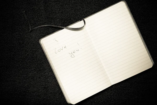 Inskriptionen "Jag älskar dig" i anteckningsboken och utrymme för text. Rom — Stockfoto