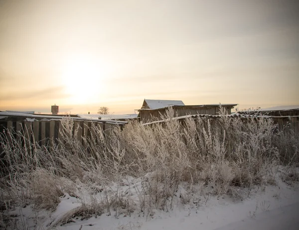 Snörik vinter i ryska byn. Tonas — Stockfoto