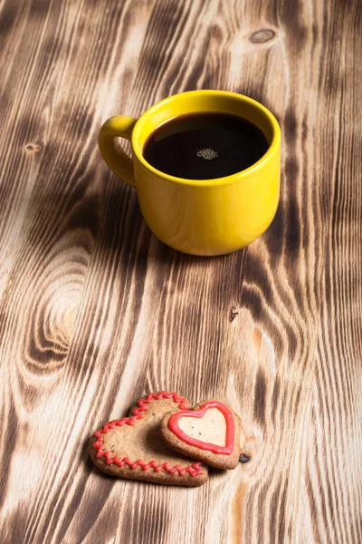 Café en taza sobre mesa de madera para fondo — Foto de Stock