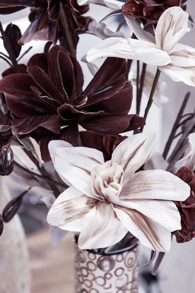 Padrão Fundo Floral Chocolate Marrom Cor Terroso Branco Com Flores — Fotografia de Stock