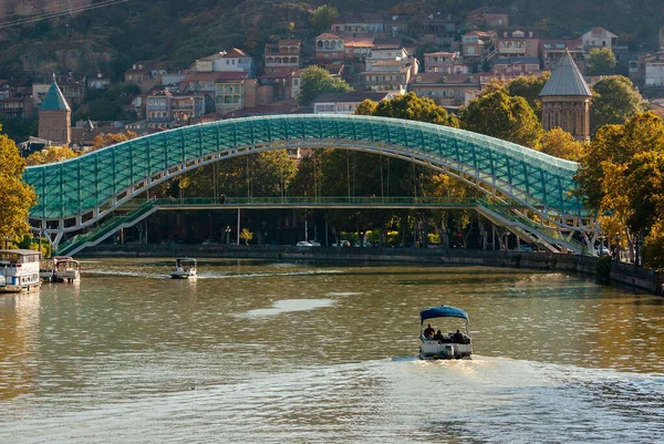Grúzia Tbiliszi 2020 Október Béke Hídja Kura Folyó Felett Tbilisziben — Stock Fotó