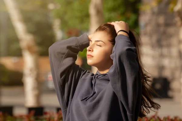 Retrato Cerca Una Hermosa Adolescente Tiflis Capital Georgia — Foto de Stock