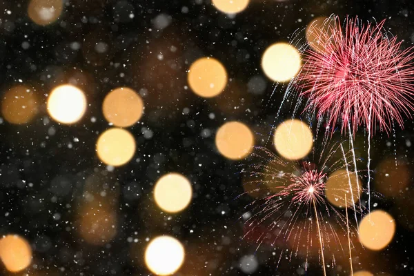 Fuegos Artificiales Sobre Fondo Nevado Abstracto Concepto Fiesta Con Espacio — Foto de Stock