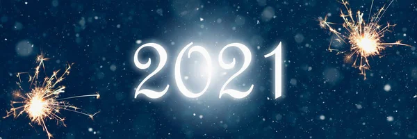 Absztrakt Defocused Celebration New Year 2021 Csillogó Égő Csillagok Elvont — Stock Fotó