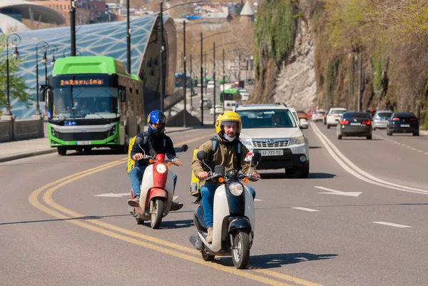 Grúzia Tbiliszi 2021 Április Forgalom Város Utcáján — Stock Fotó