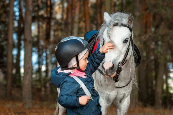 Little Girl Portrait Stands Next White Pony Close Background Nature — Stock Photo, Image