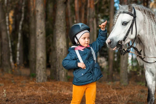 Little Girl Portrait Stands Next White Pony Close Background Nature — Stock Photo, Image