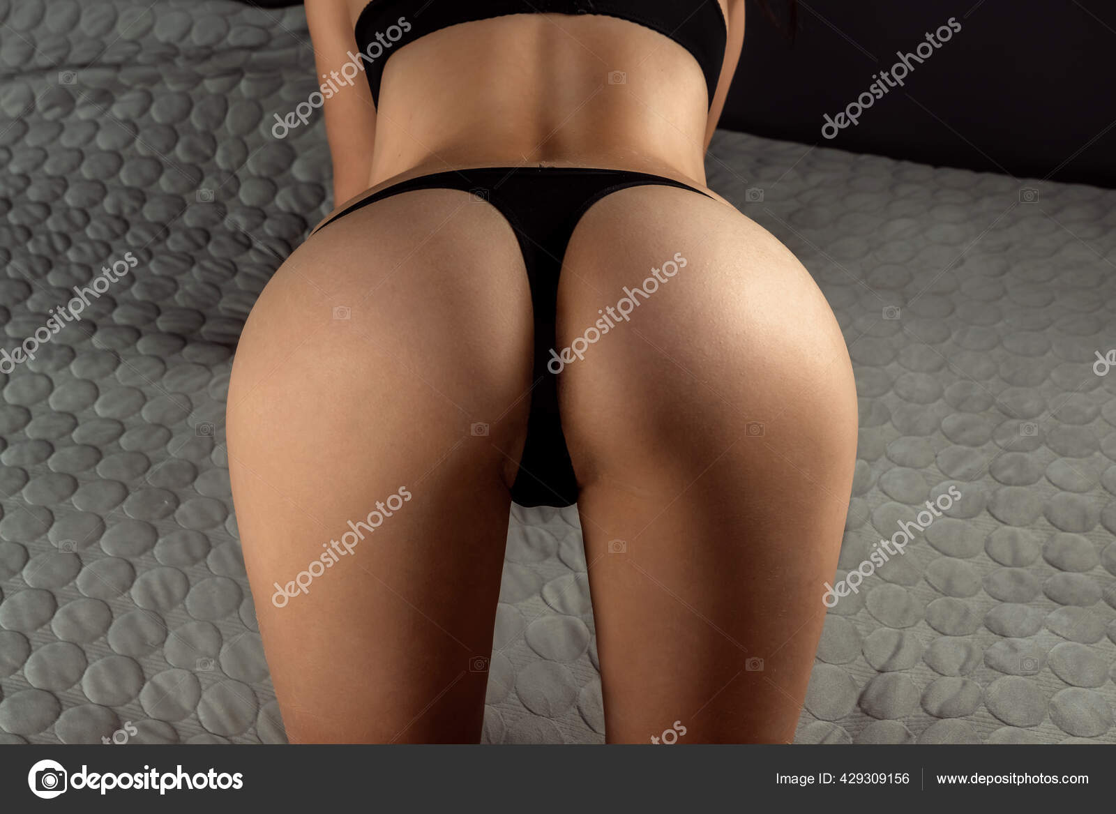 Sexen kim qoshiq aytadi revolushen