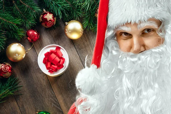 Πορτρέτο Του Ένα Χαρούμενο Santa Claus Ένα Κόκκινο Κοστούμι Ένα — Φωτογραφία Αρχείου