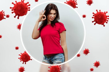 Kız virüslerden, bakterilerden ve hastalıklardan korunuyor. Sağlıklı yaşam tarzı, iyi bağışıklık, aşılar, vitaminler