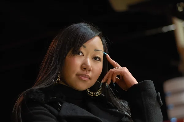 Serious asian woman — Stock Photo, Image