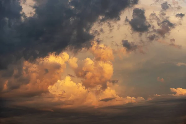 Hermoso Estado Ánimo Nubes Colores Atardecer — Foto de Stock
