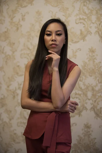 Asian Woman Red Costume Indoors — Stock Photo, Image