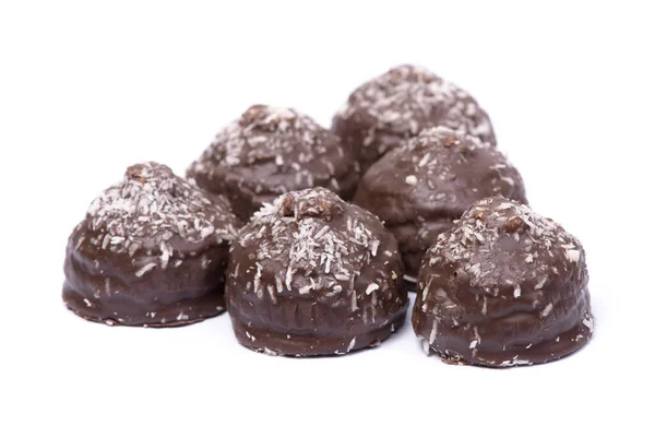Süßwaren Gruppe Von Schokolade Glasierten Kuchen Mit Kokosraspeln Isoliert Auf — Stockfoto