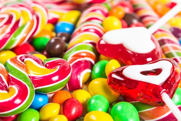 Hintergrund mit bunten Bonbons — Stockfoto