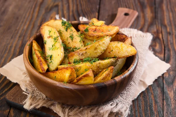Potato country style with dill — Stock Photo, Image