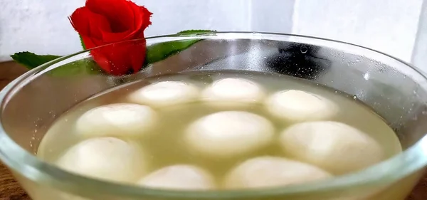 Indisches Rasgulla Oder Rosogulla Dessert Süß Einer Schüssel Serviert Selektiver — Stockfoto