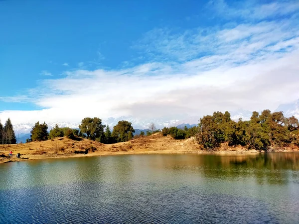 Vista Panorâmica Lago Montanhas Contra Céu Índia — Fotografia de Stock